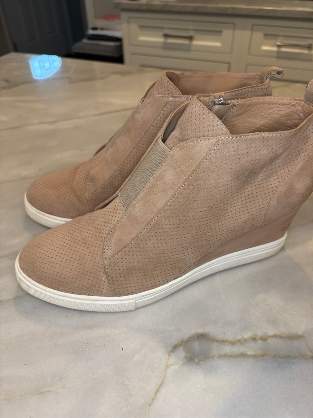 Linea Paolo Felicia Wedge Perforated Suede Neutral Tan Booties, size 9